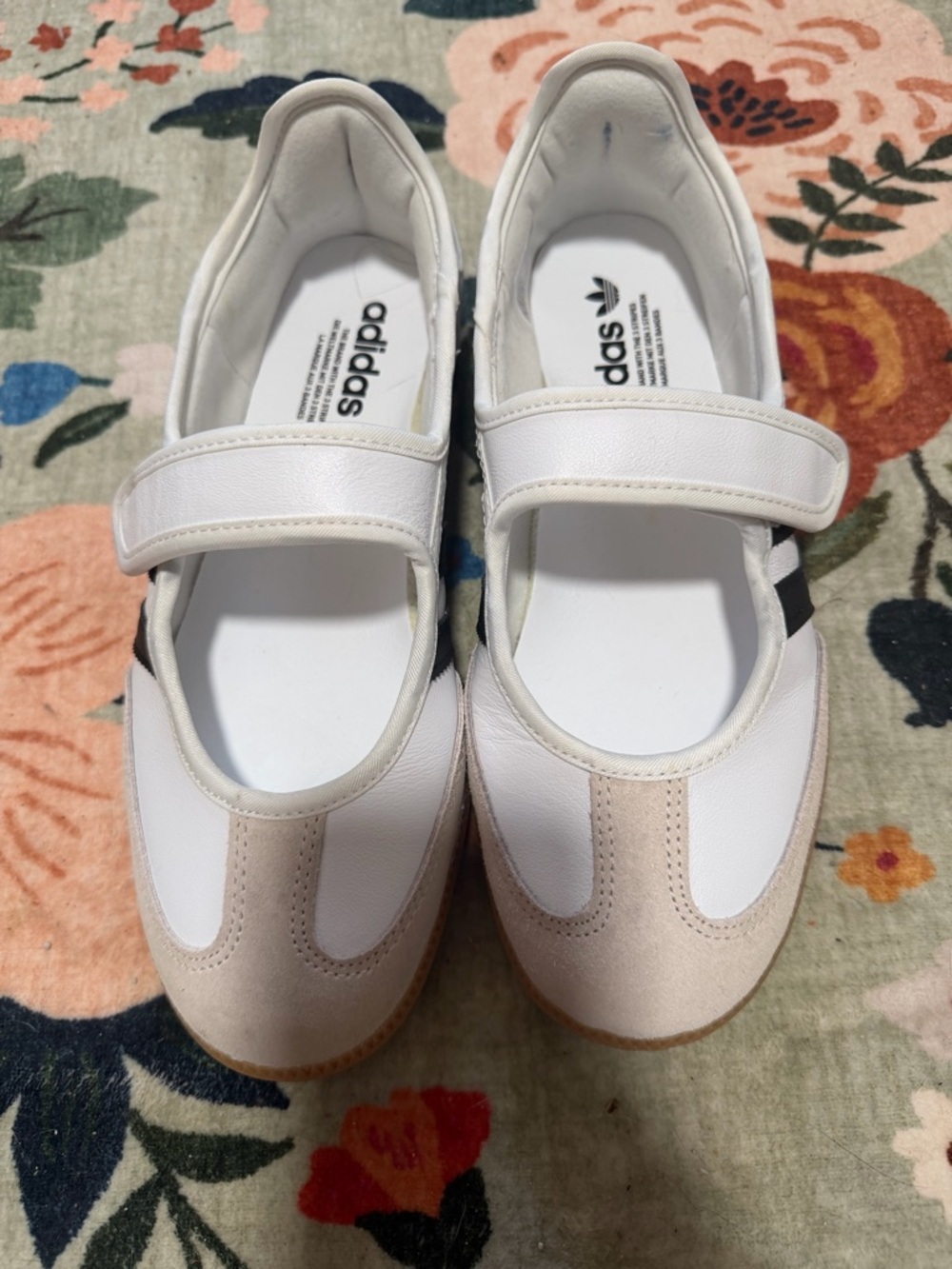 Adidas Samba Janes - Picture 3 of 6